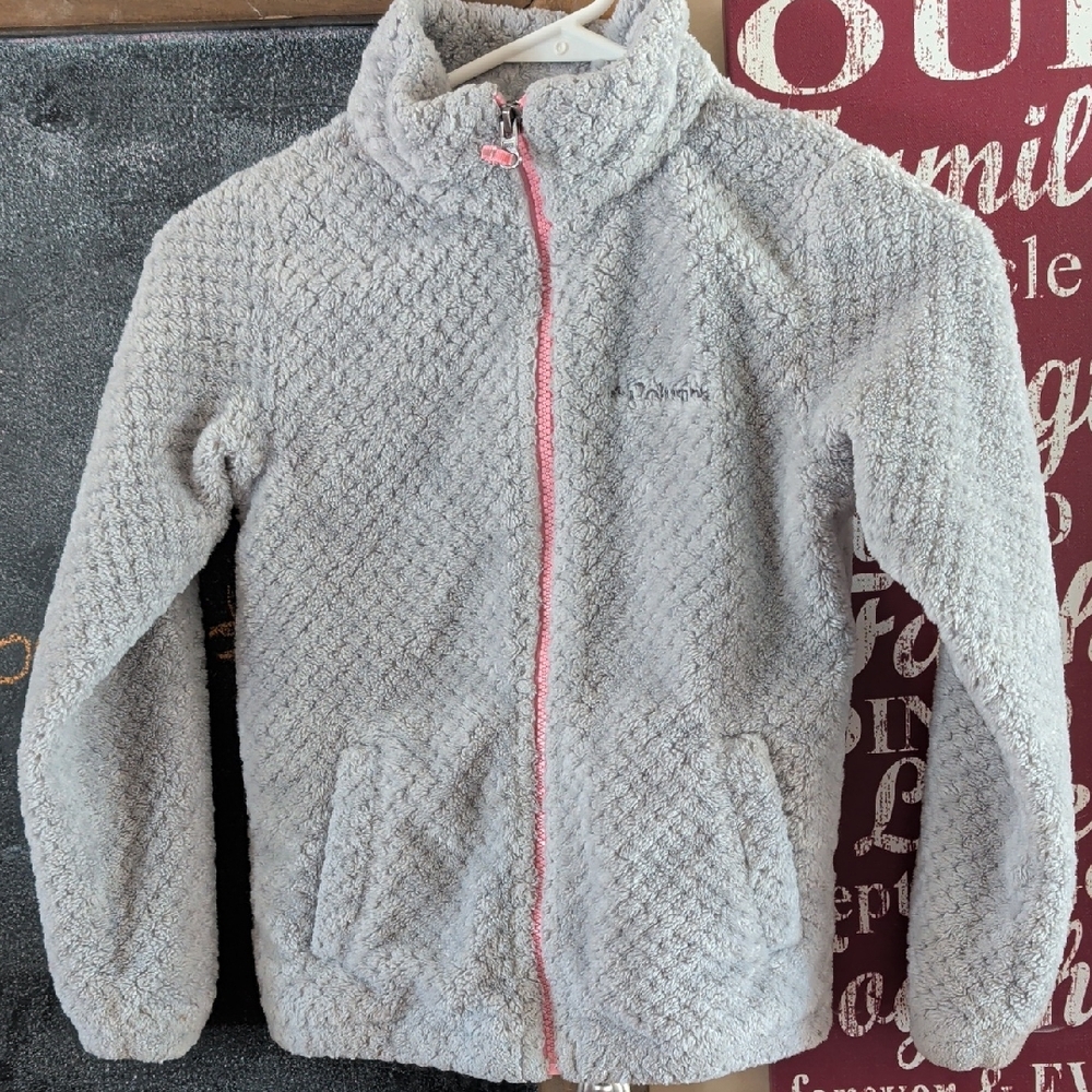 Soft Girls Columbia Jacket Size Small 6/7 In Gray And Pink.